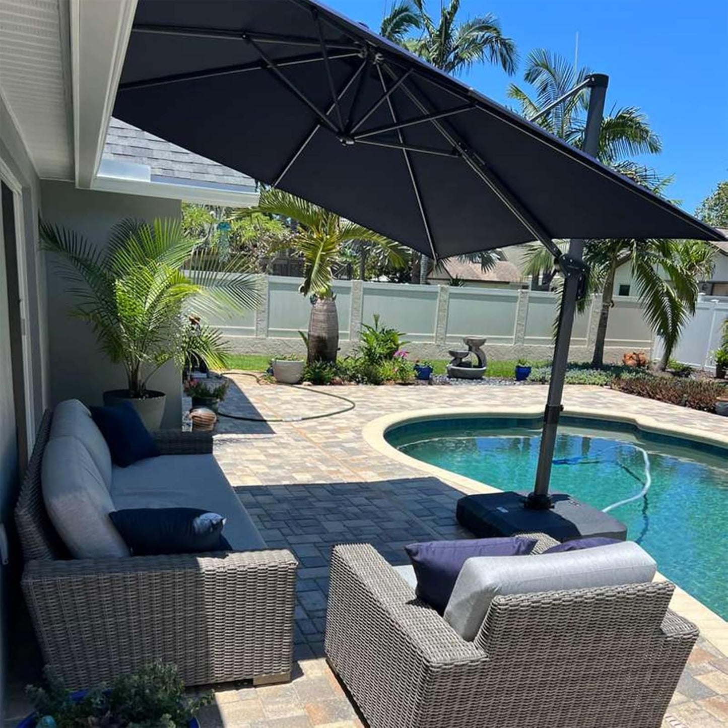 PURPLE LEAF 11 Feet Patio Umbrella Outdoor Cantilever Round Umbrella Aluminum Offset Umbrella with 360-degree Rotation for Garden Deck Pool Patio, Navy Blue